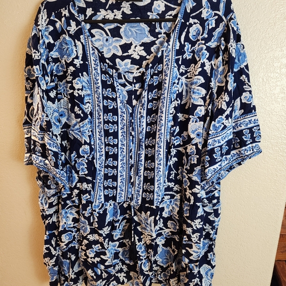 Lane Bryant Blue Floral Babydoll Boho Short Sleeve Blouse Top Size 26 - Picture 4 of 10